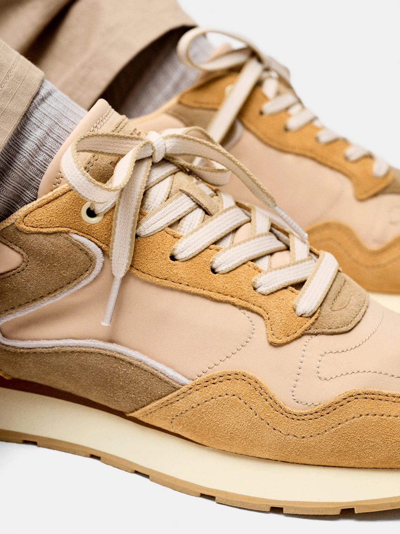 baskets Hoff brand city beige