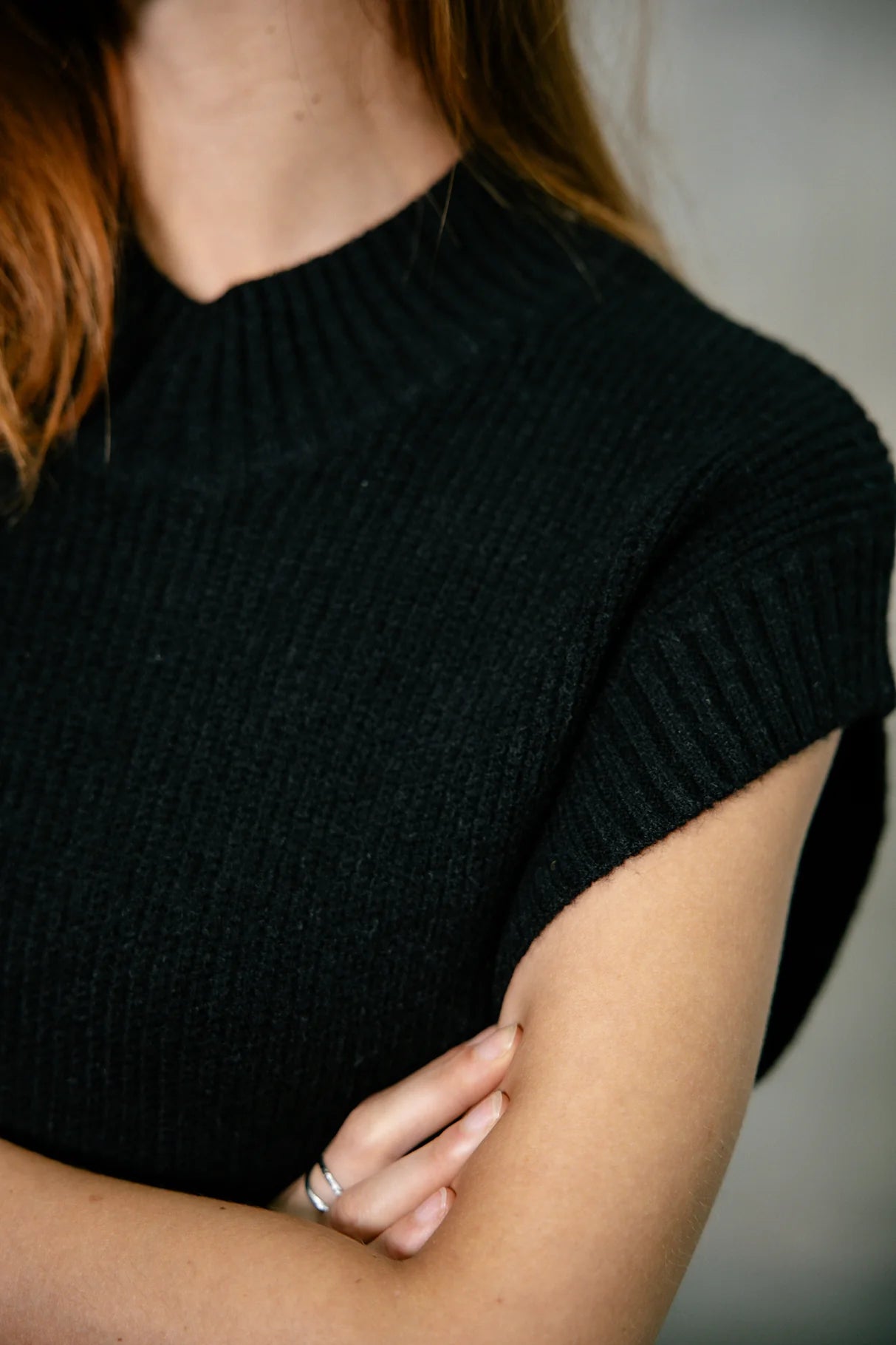 PULL SANS MANCHE FREEMANT.PORTER