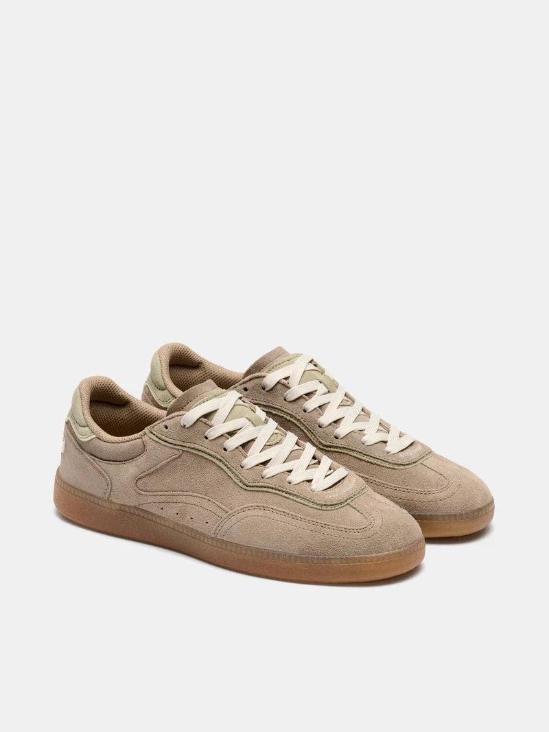 Basket HOFF ALLEY sneaker suède beige vue de profil latéral