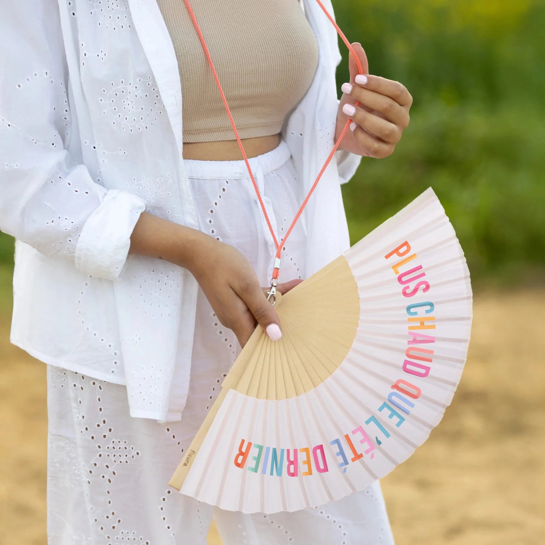 Éventail Fisura "Plus hot que l'été dernier"