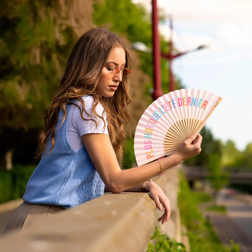Éventail Fisura "Plus hot que l'été dernier"