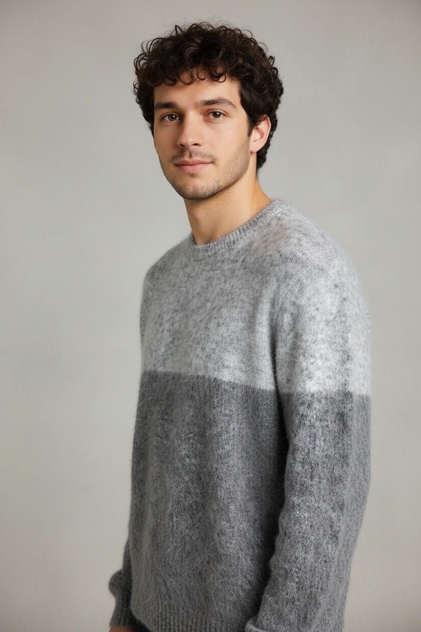Pull col rond bicolore noir gris maille duveteuse