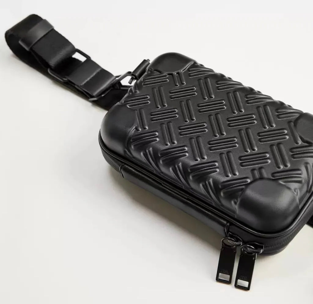 Mini Sac Bandoulière Rigide Tressé Noir