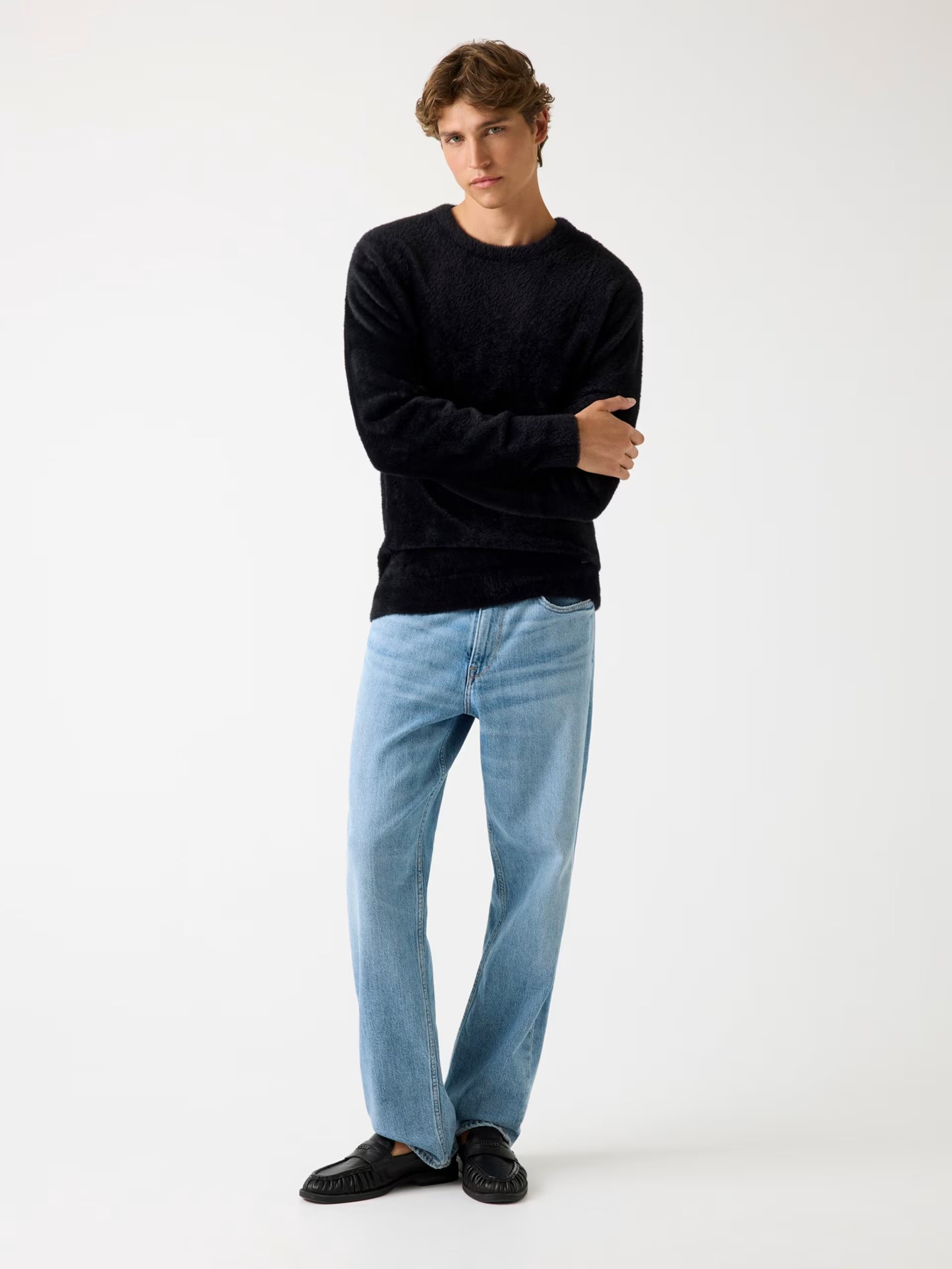 Pull GUESS duveteux