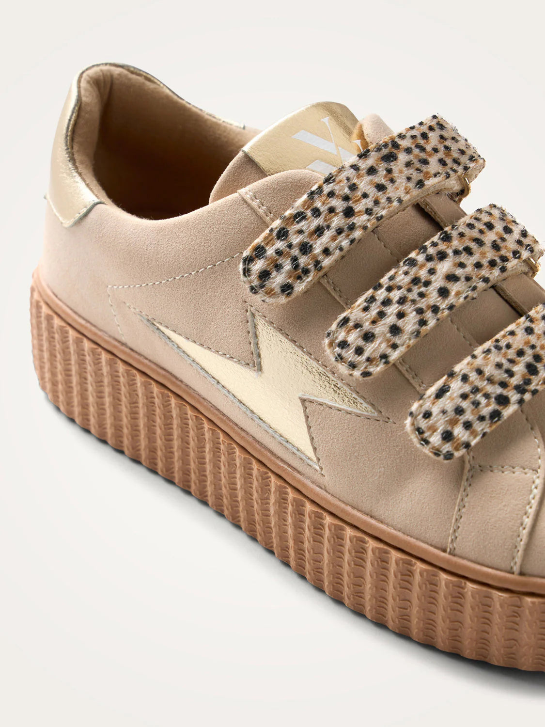 Baskets Vanessa wu ABY vue trois-quarts semelle camel creepers