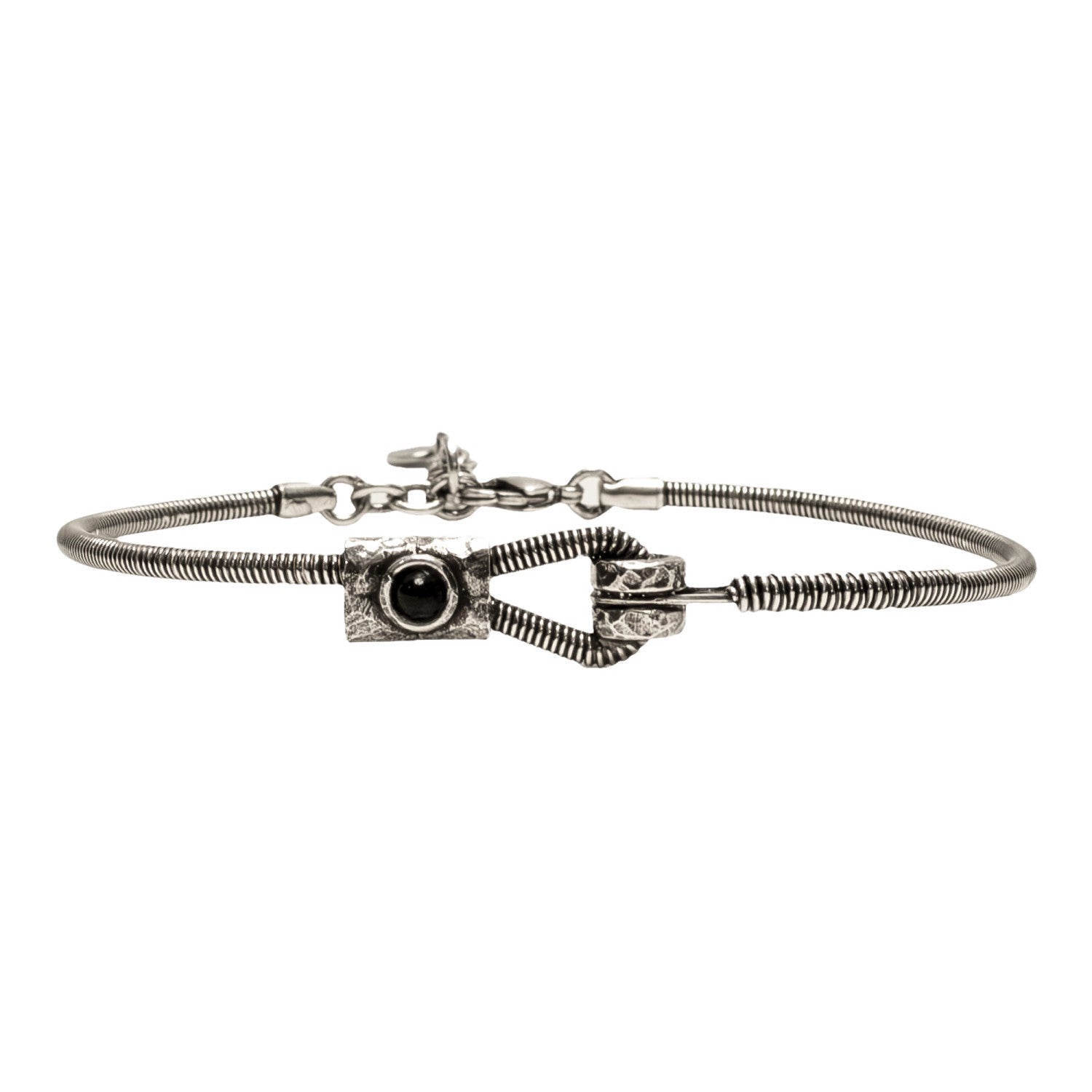 Bracelet "Just Me" en corde de basse fixation horizontale et pierre naturelle
