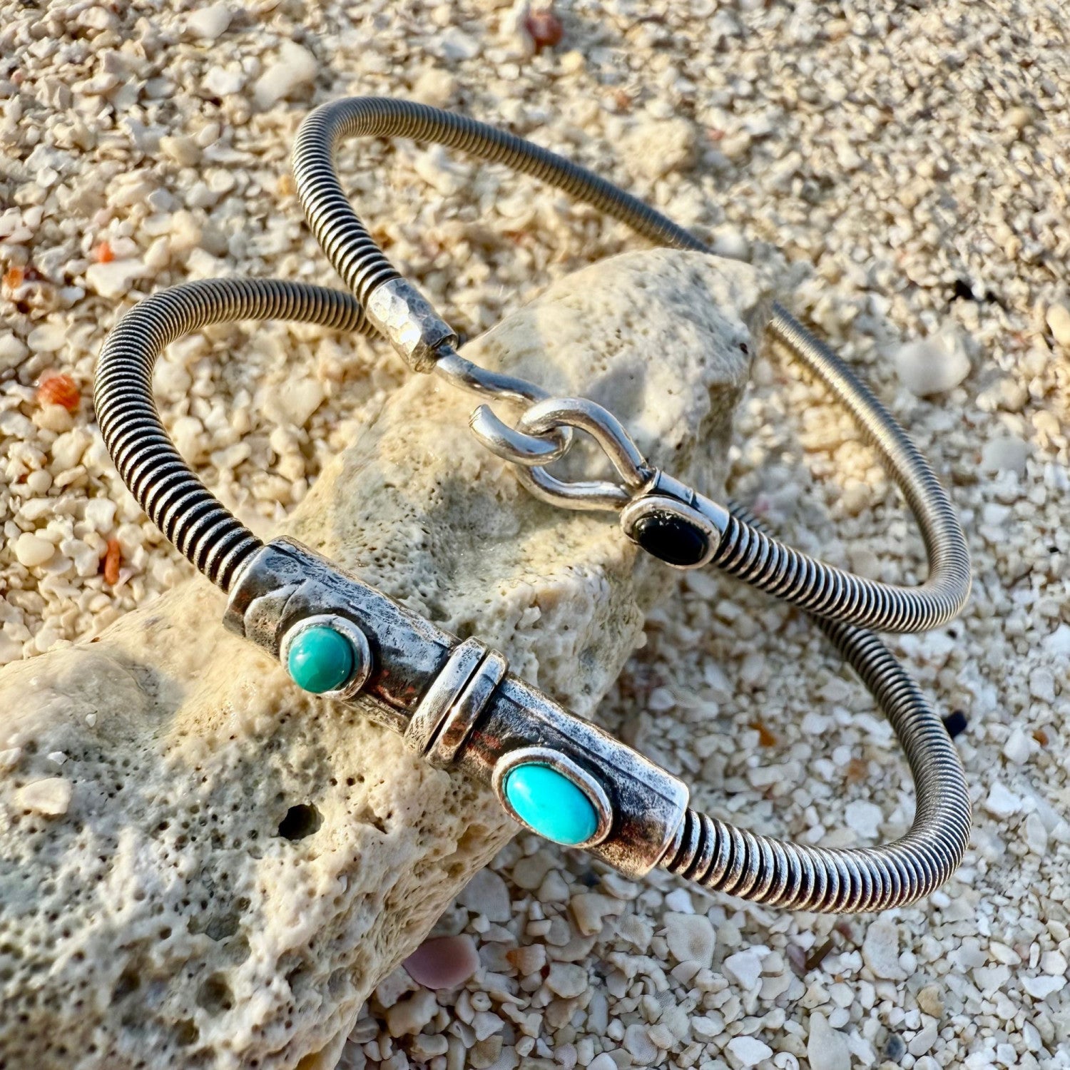 Bracelet Hook Pierre en corde de basse Onyx