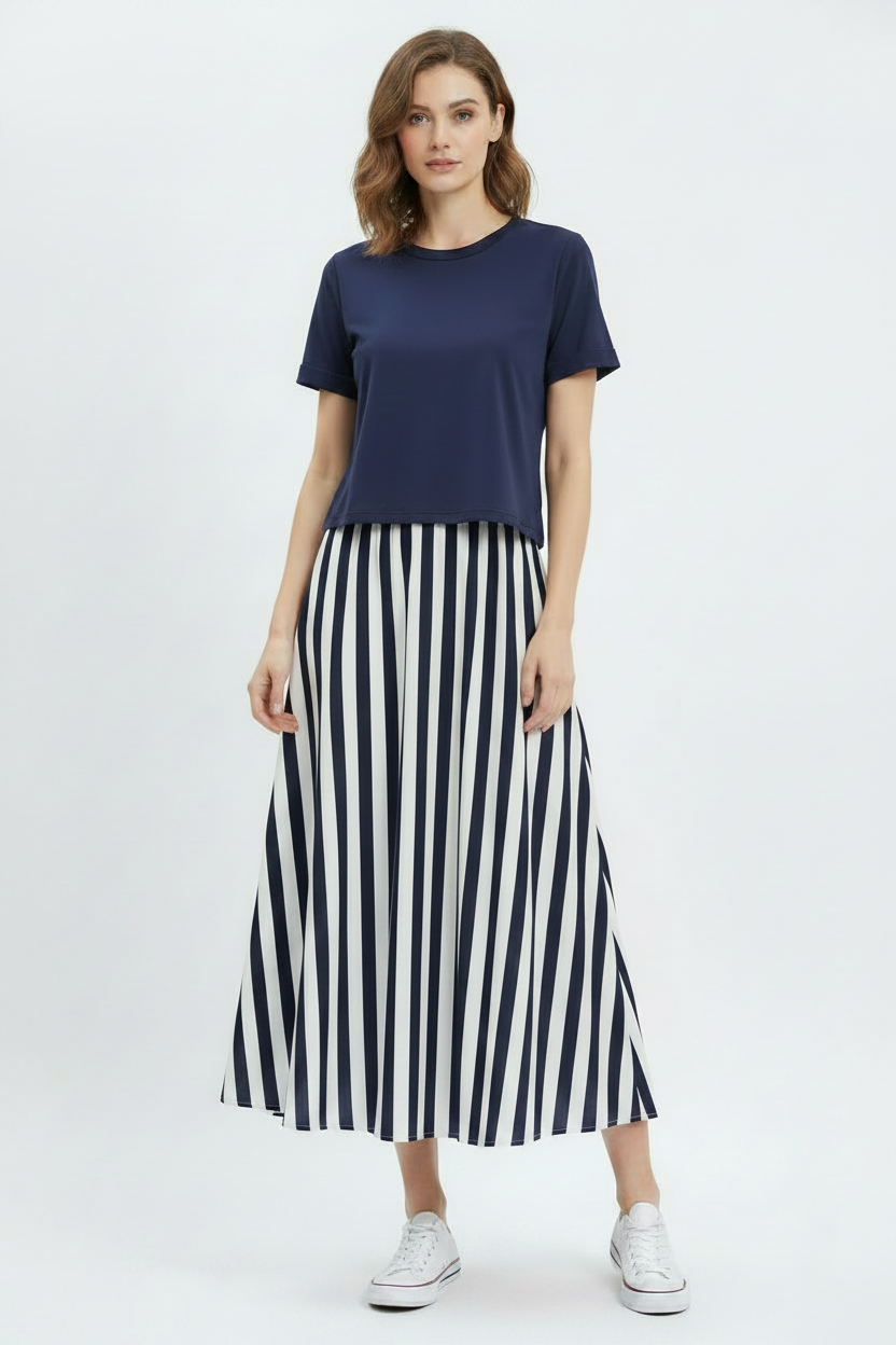 Jupe maxi rayée – vue face buste sur mannequin