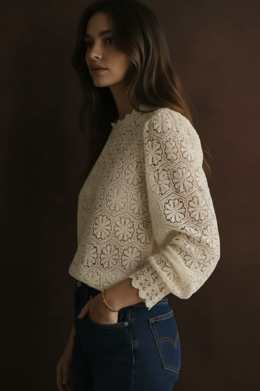 Blouse dentelle ivoire Ycoo Paris - vue côté