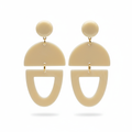 Paire de boucles d'oreilles AZERIA Louise beige résine 